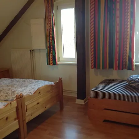 Apartamento Ferienwohnung-alte-schule Puttgarden